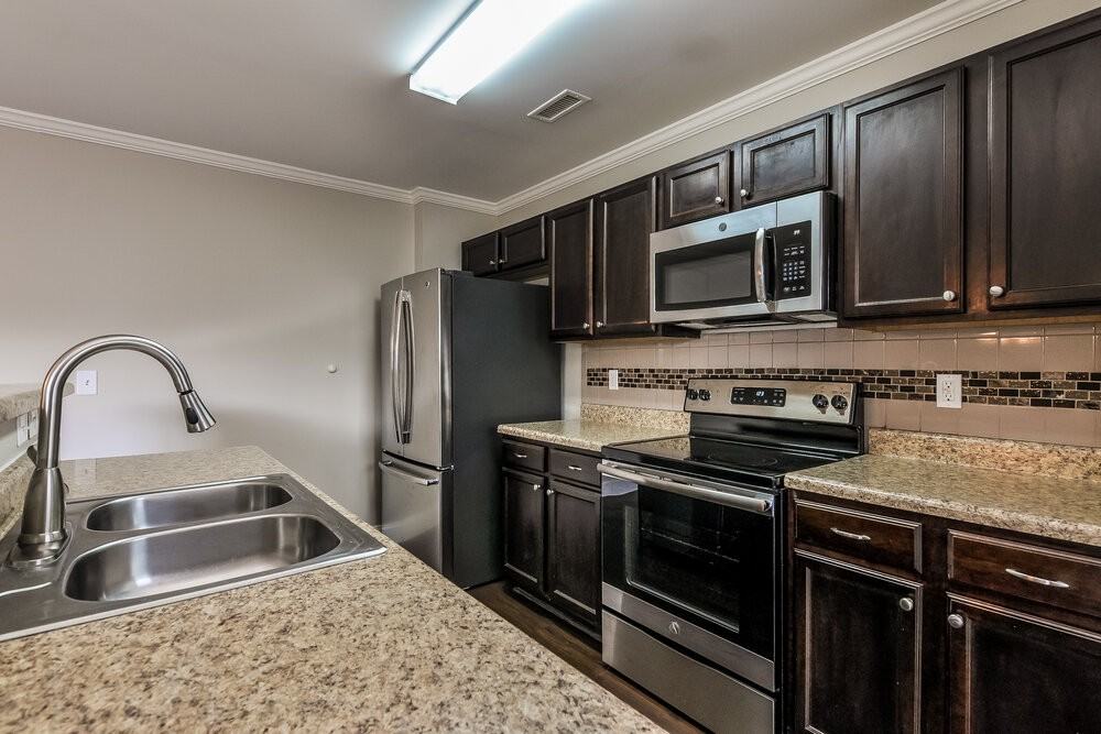 535 Kerriann Ln - Photo 6 of 14