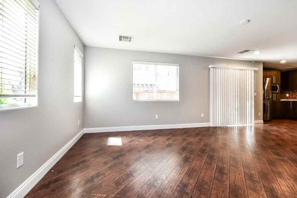 3901 Bayamon St - Photo 5 of 17