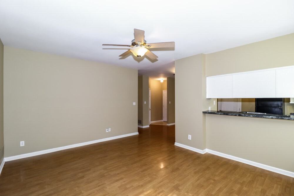 8170 Timber Knoll Ln - Photo 5 of 25
