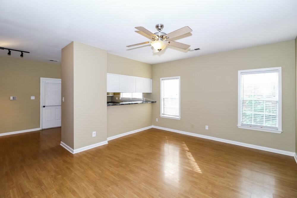 8170 Timber Knoll Ln - Photo 6 of 25
