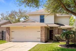 featured image of 2002 Hickory Glen Dr
