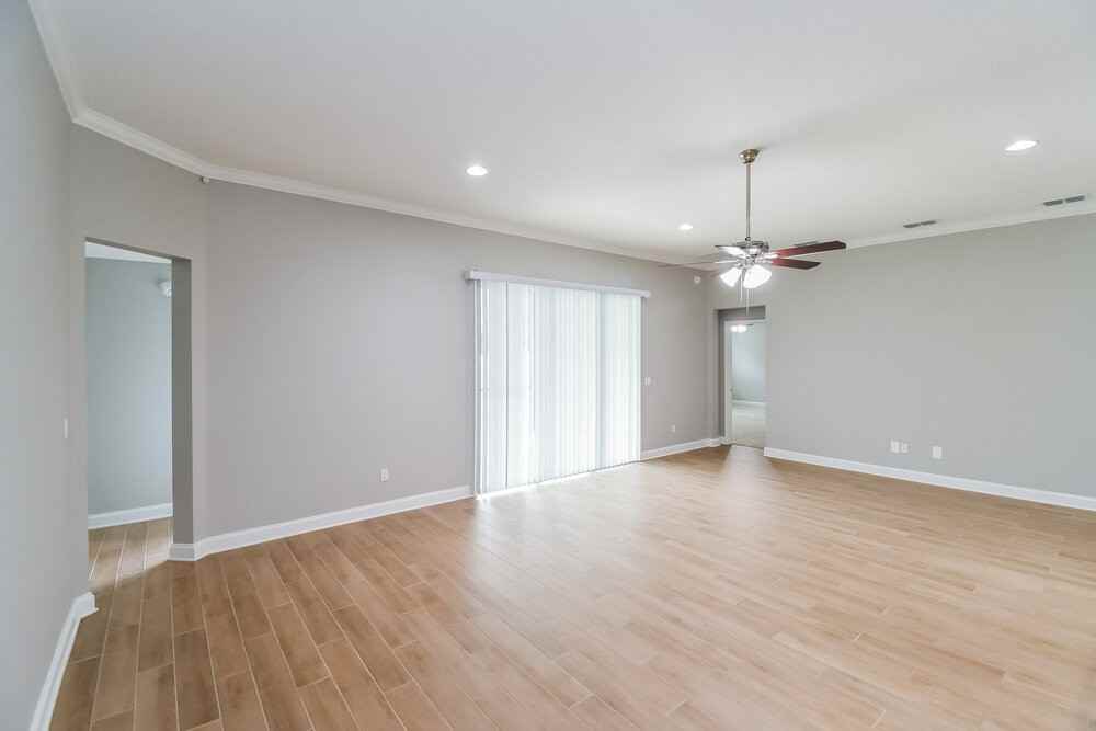 11541 Paceys Pond Cir - Photo 3 of 16