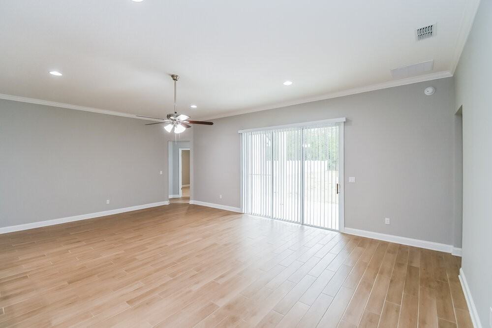 11541 Paceys Pond Cir - Photo 4 of 16