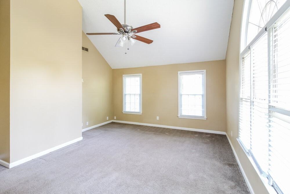 35 Oak View Dr - Photo 5 of 16