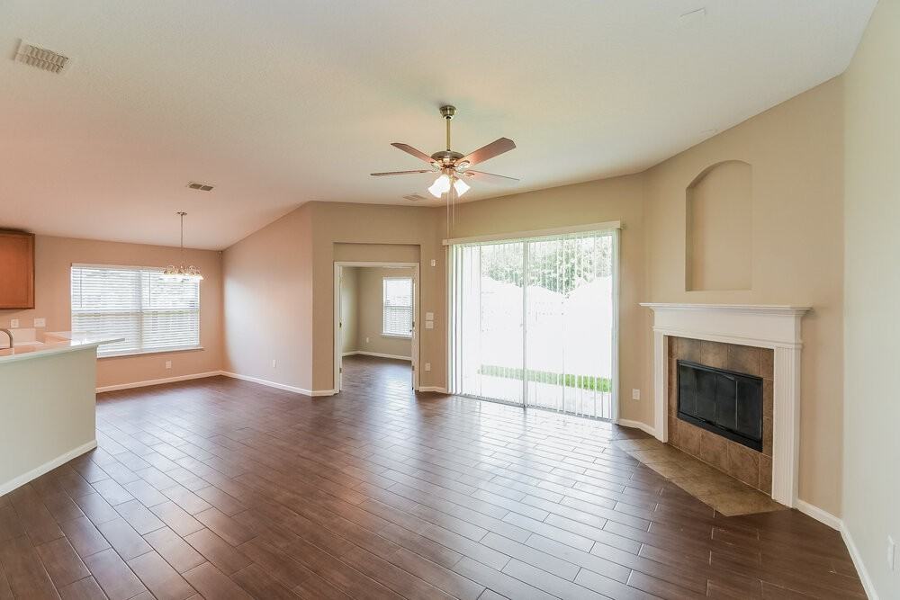 2630 Oak Haven Dr - Photo 3 of 16