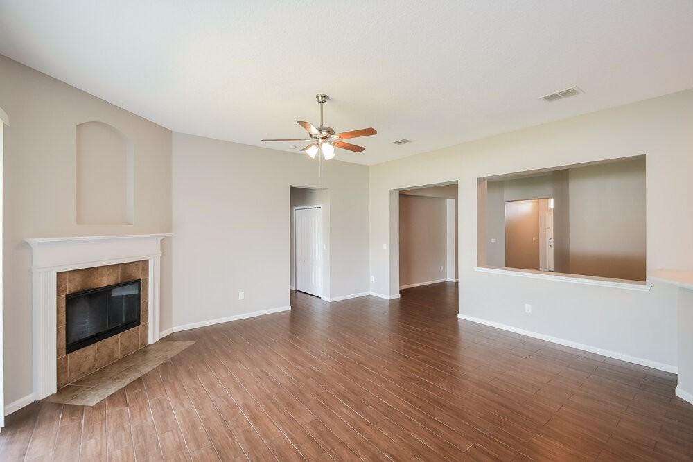 2630 Oak Haven Dr - Photo 4 of 16