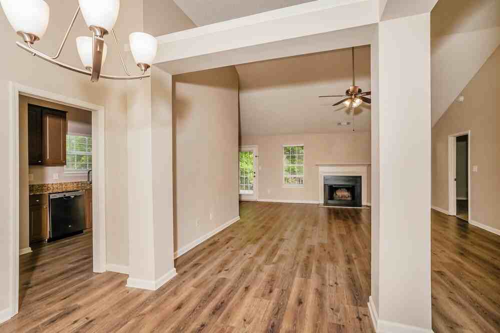 824 Summit Park Trl - Photo 7 of 16