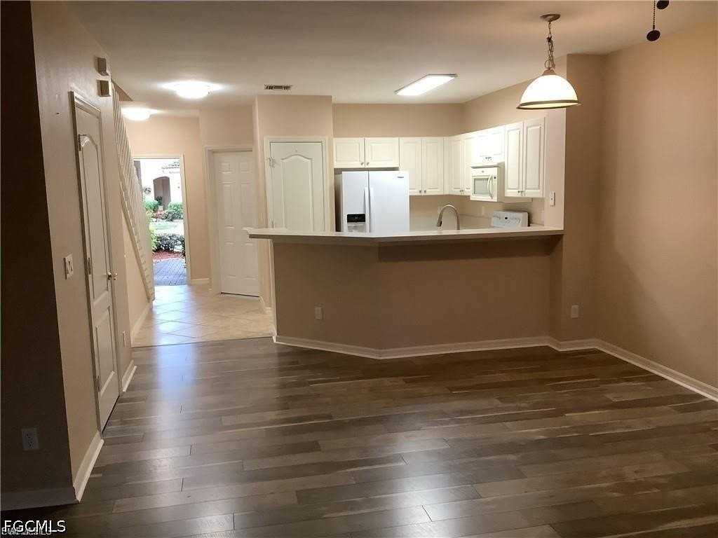 8649 Athena Ct - Photo 4 of 21