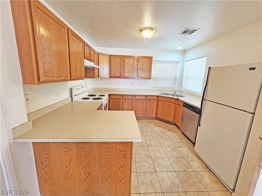 2341 E Calvada Blvd #2 - Photo 7 of 19