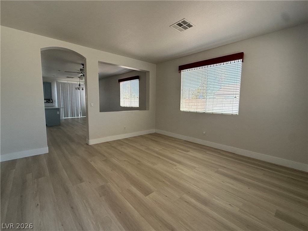 5732 Indian Springs St - Photo 4 of 30