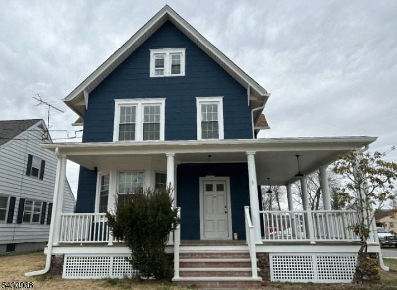 21 Bartholdi Ave