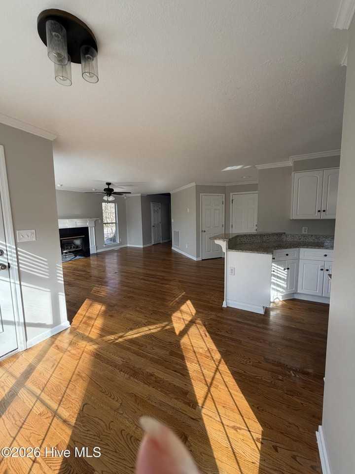 516 Granite Pt - Photo 4 of 15