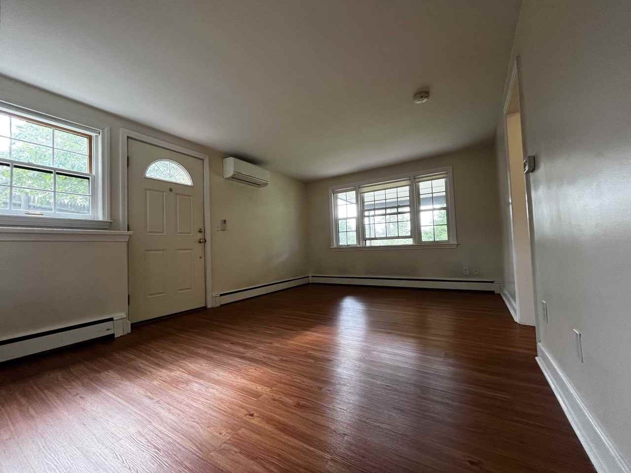 8 Parkview Rd - Photo 3 of 17