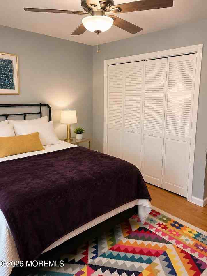 735 Greens Ave #4B - Photo 7 of 11