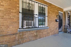 featured image of 1616 Marion Barry Ave Se