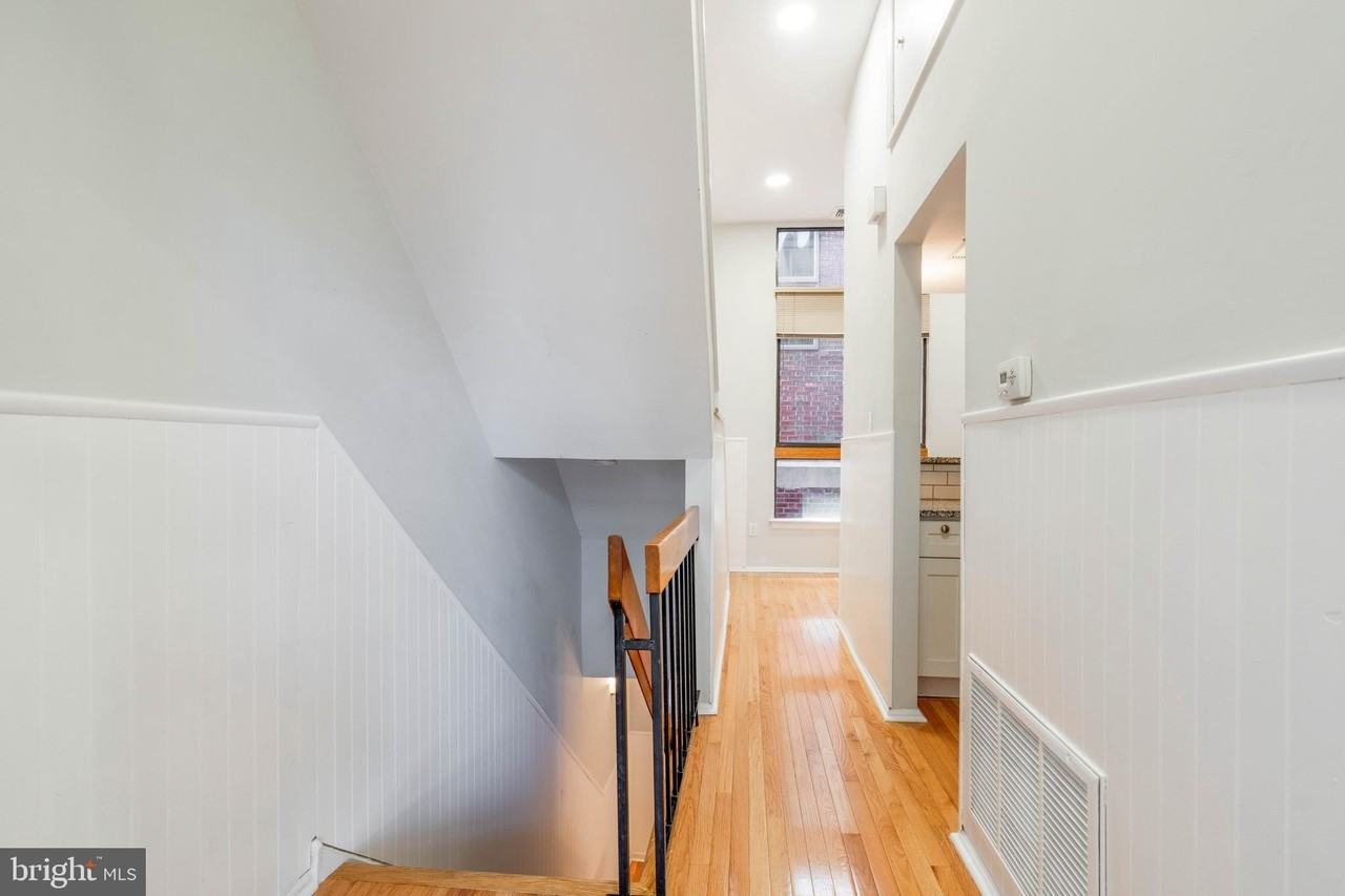 210 Church St #1D - Photo 6 of 43