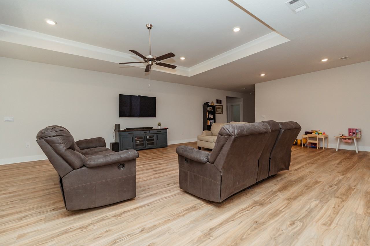 732 Quintana St #1 - Photo 5 of 27