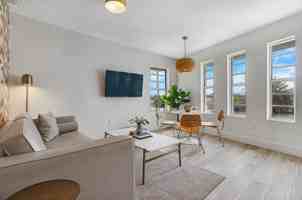 featured image of 4025 Indian Creek Dr