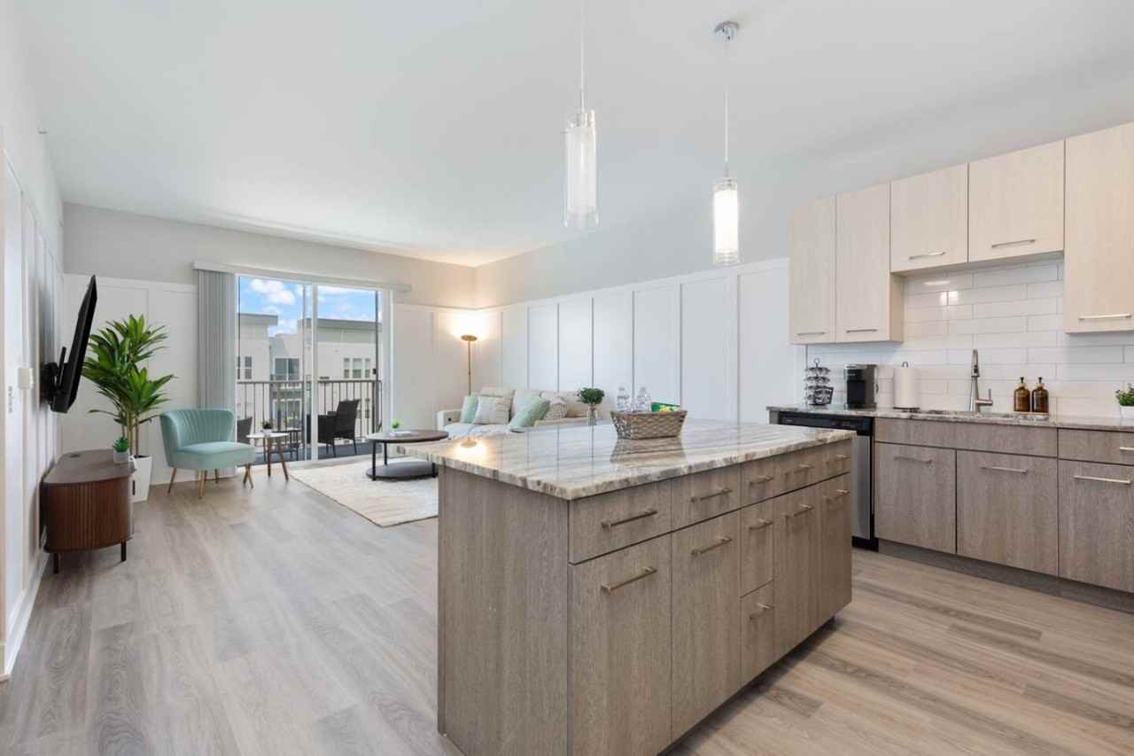 28294 Ferry Rd #1366991P - Photo 3 of 50