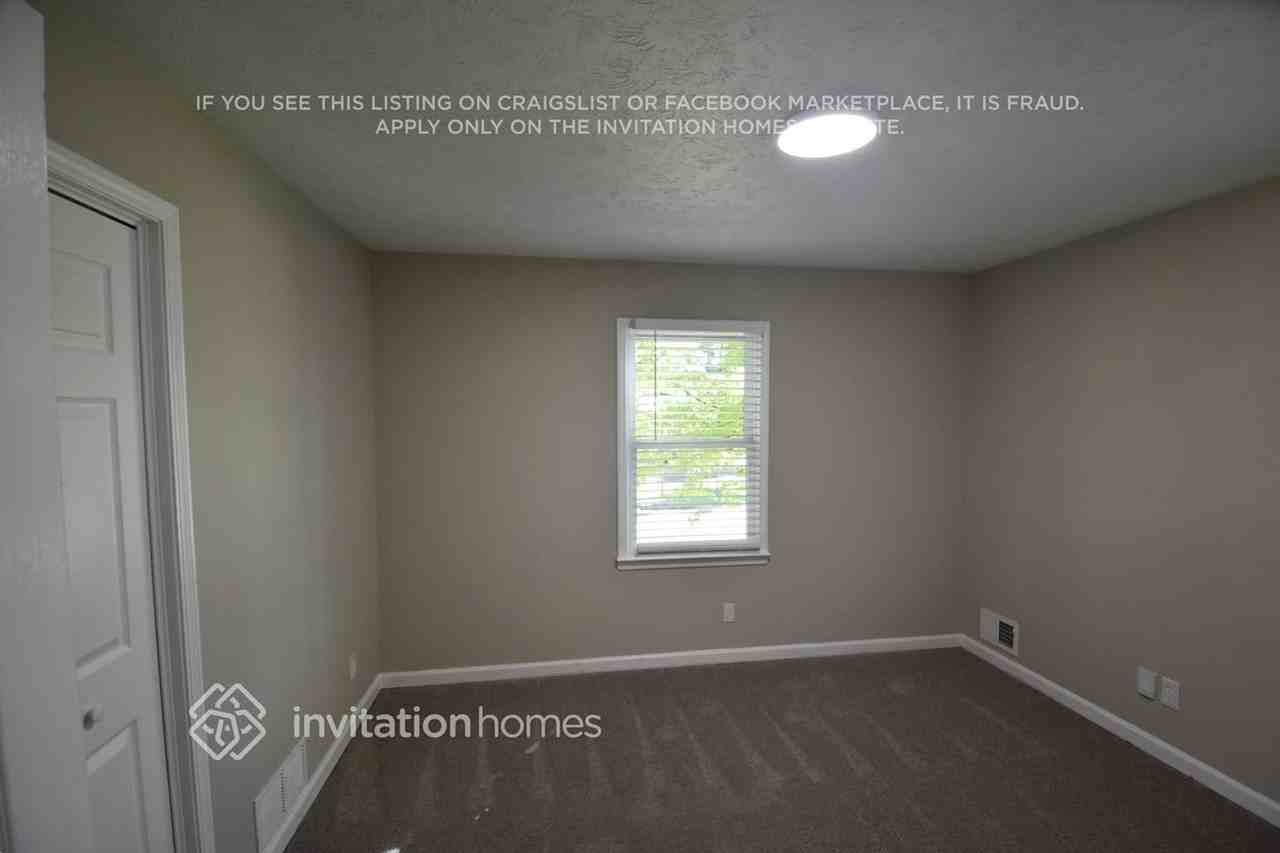 4091 Wrexham Dr - Photo 6 of 11