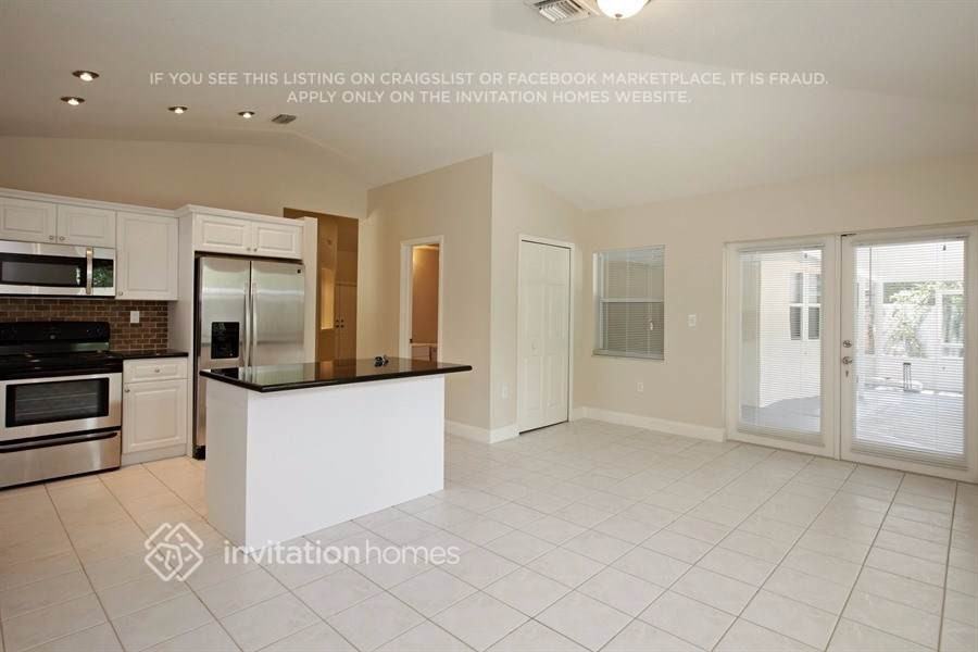 14704 Sw 177th Ter - Photo 5 of 18