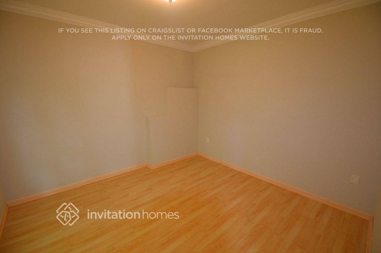 5684 Dexters Mill Pl - Photo 7 of 17