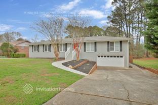 2777 Fran Ln Sw - Photo 1 of 1