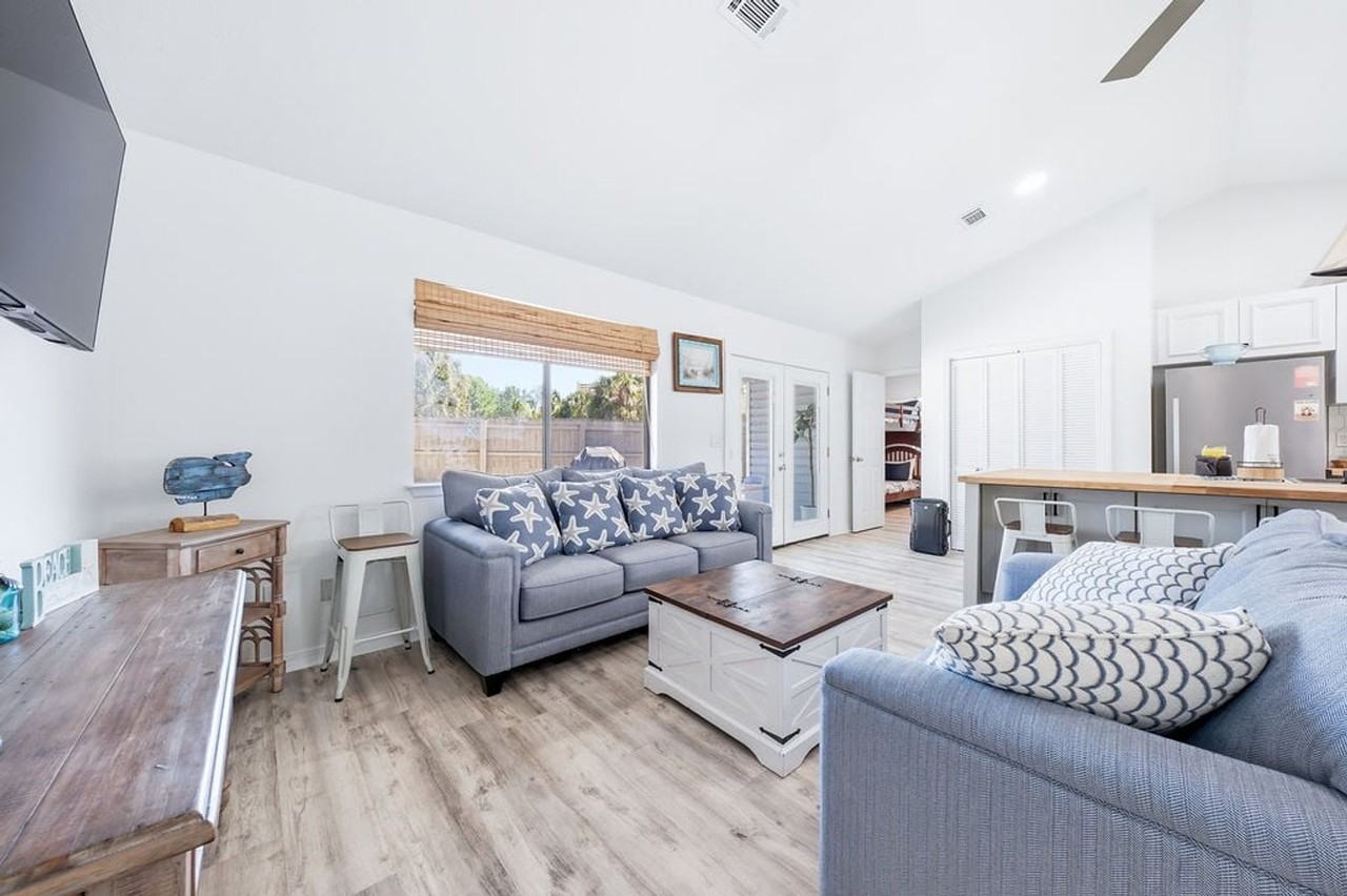220 Sundial St #1447107P - Photo 4 of 50