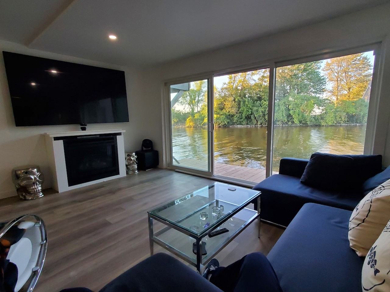 6 Albert St #1513078P - Photo 3 of 50