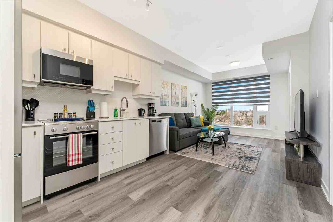 15 Wellington St S #1244673P - Photo 3 of 24
