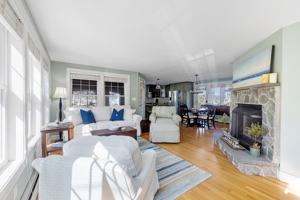 featured image of 7 Norwood Ln