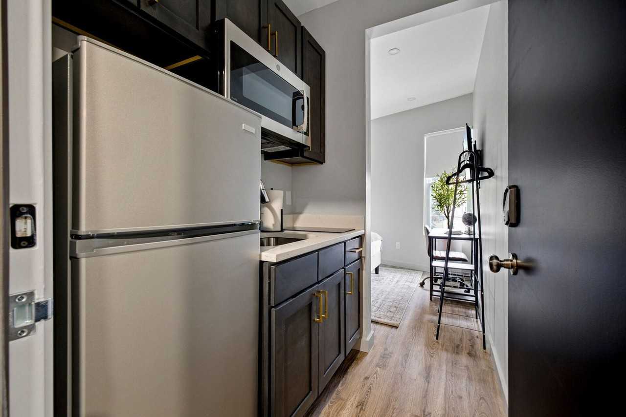 89 Cottage St #1466618P - Photo 4 of 9