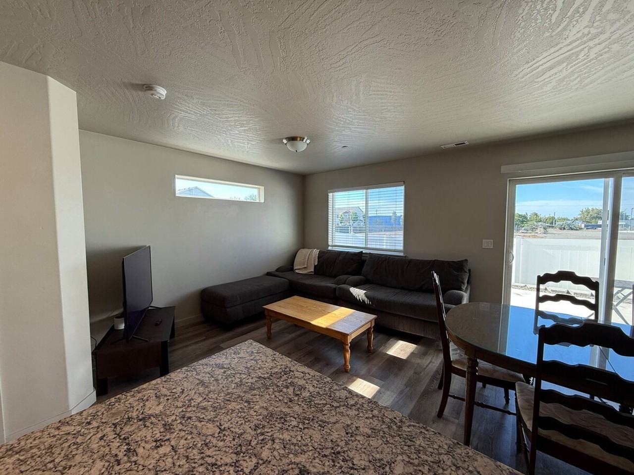 20 N Jefferson St #1505662P - Photo 2 of 41