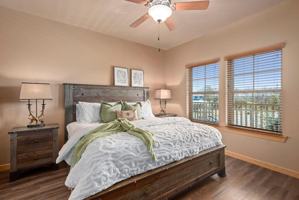 featured image of 1593 Gruene Rd