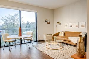 featured image of 550 24th St