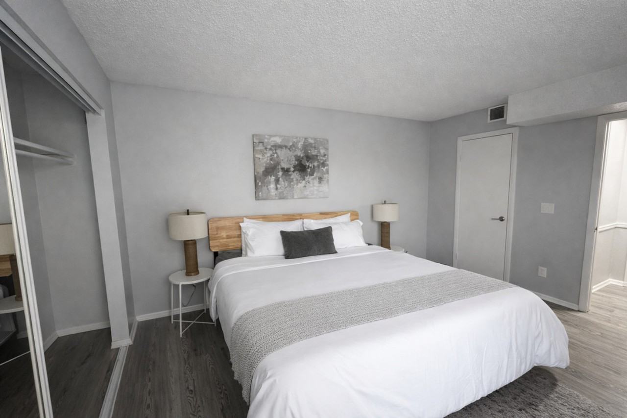 505 N Rock Rd #1534947P - Photo 5 of 10