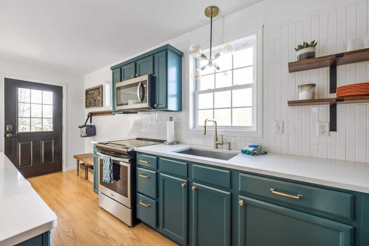 34 Western Ave #1532192P - Photo 7 of 17