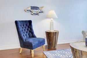 featured image of 714 98th Ave N