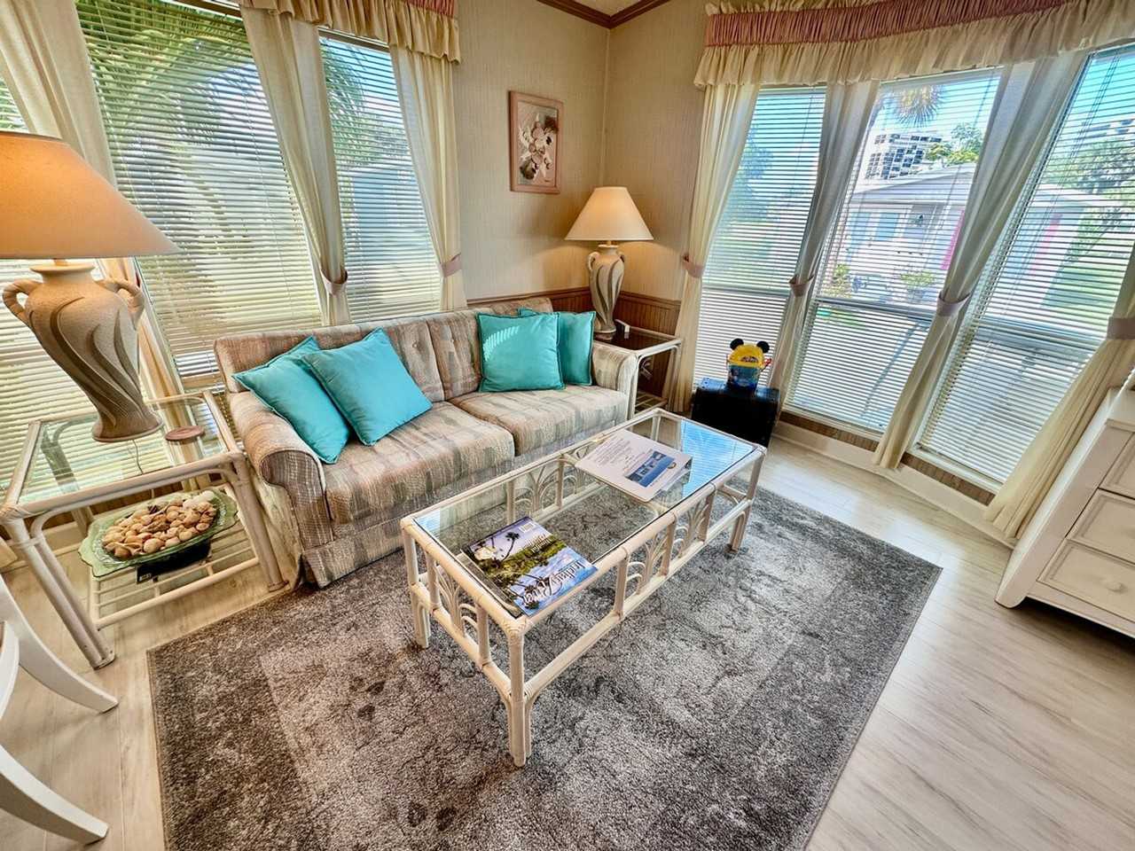 2023 Nettles Blvd #1537508P - Photo 2 of 13