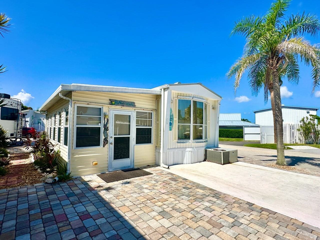9751 S Ocean Dr #1537489P - Photo 5 of 8