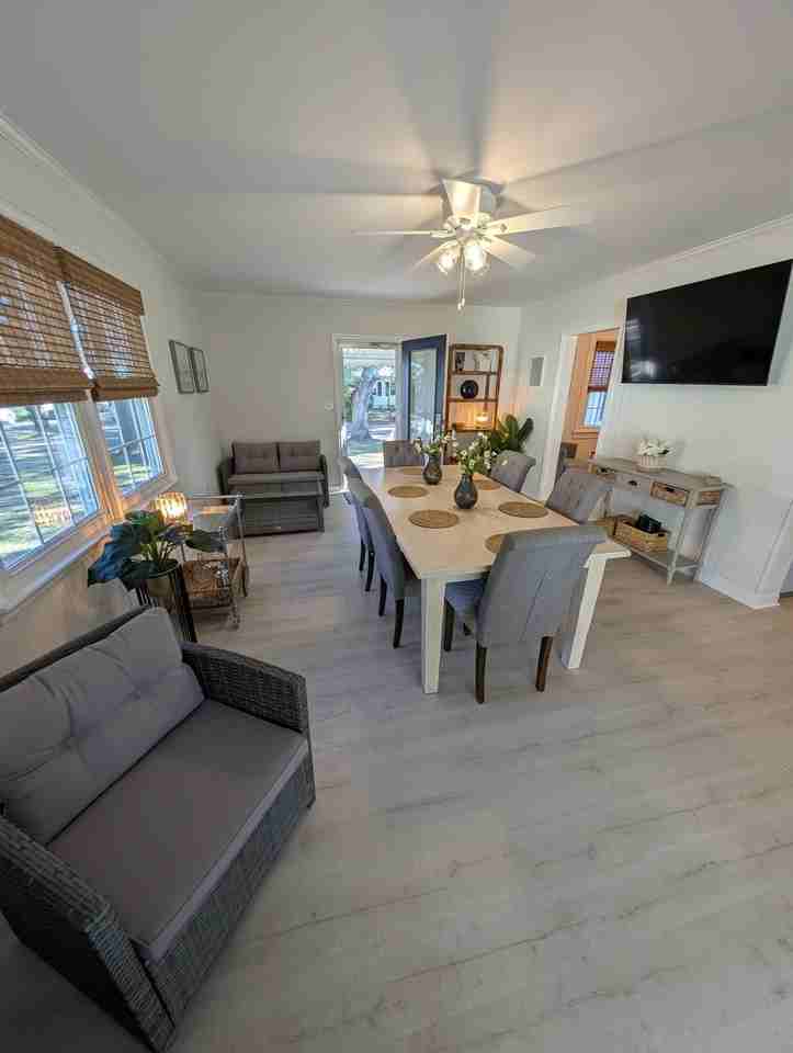 611 Marshview Ln #1539451P - Photo 5 of 17