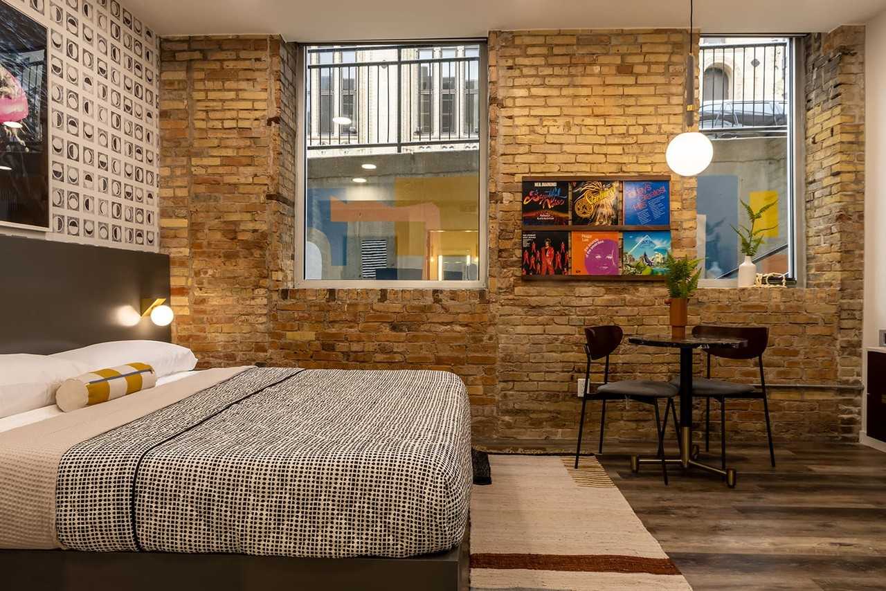 65 Monroe Center St Nw #1539826P - Photo 5 of 12