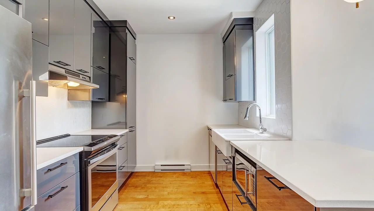 2518 Rue Saint-Zotique Est #102 - Photo 4 of 34