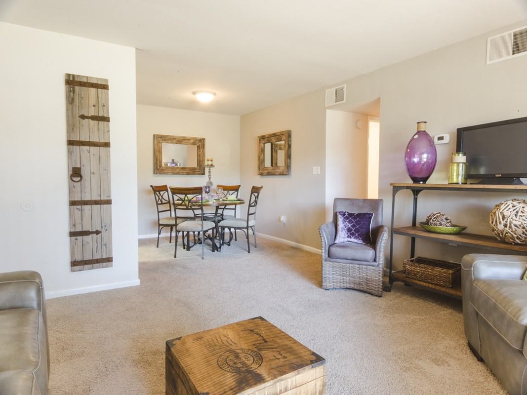 The Crest Apartments - Photo 4 of 12