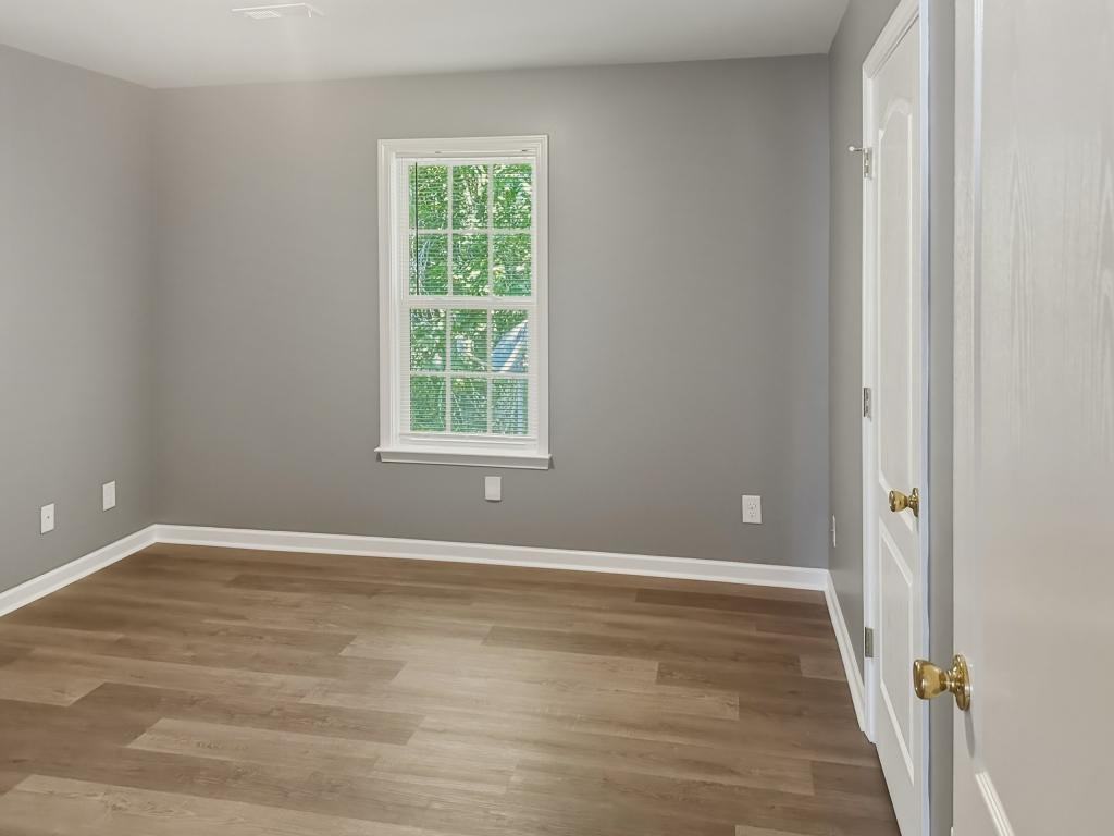 2215 Moran St - Photo 7 of 15