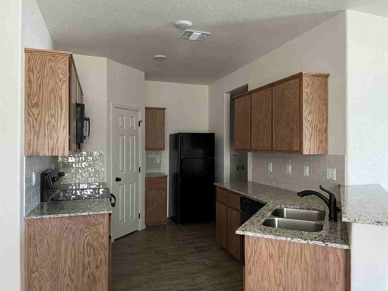 2420 Alterman Dr #A - Photo 5 of 15