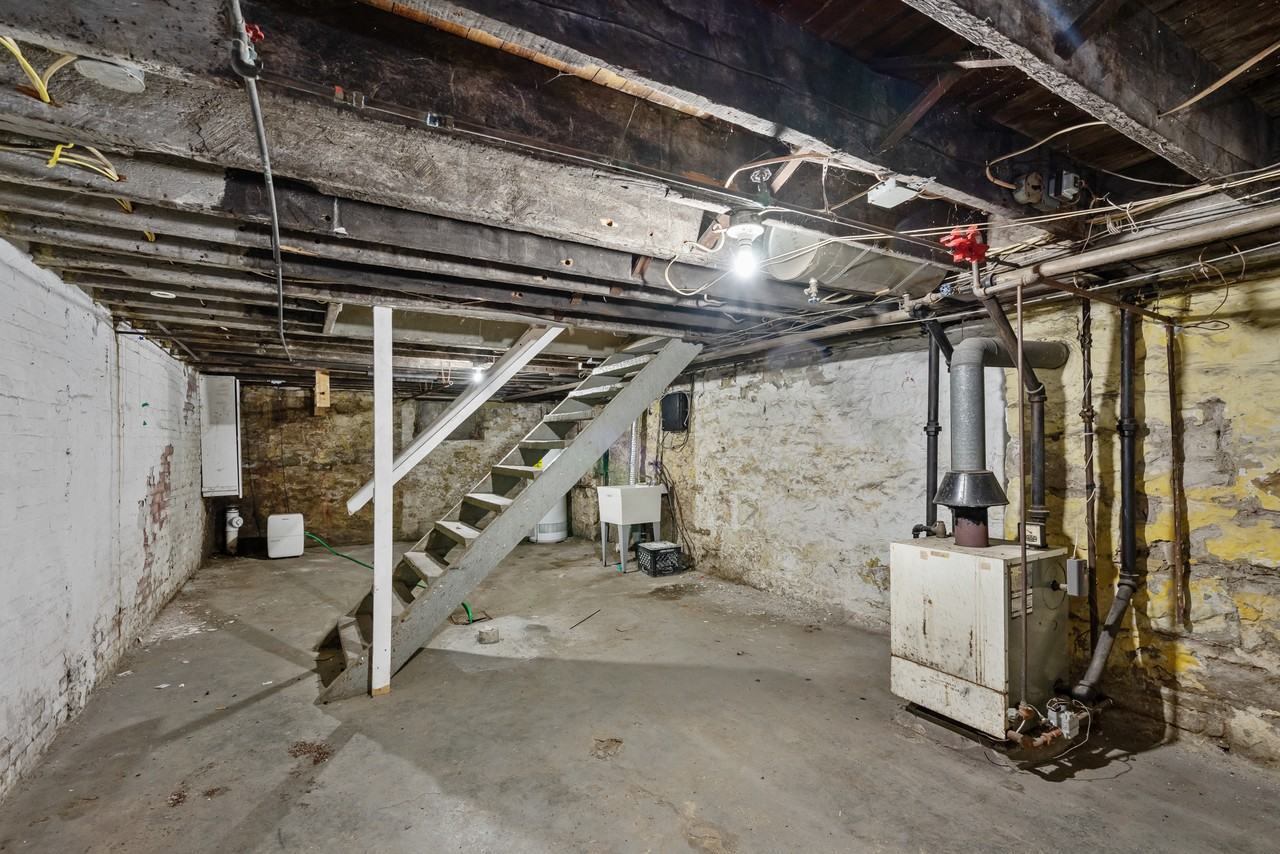 3720 Baytree St - Photo 6 of 17