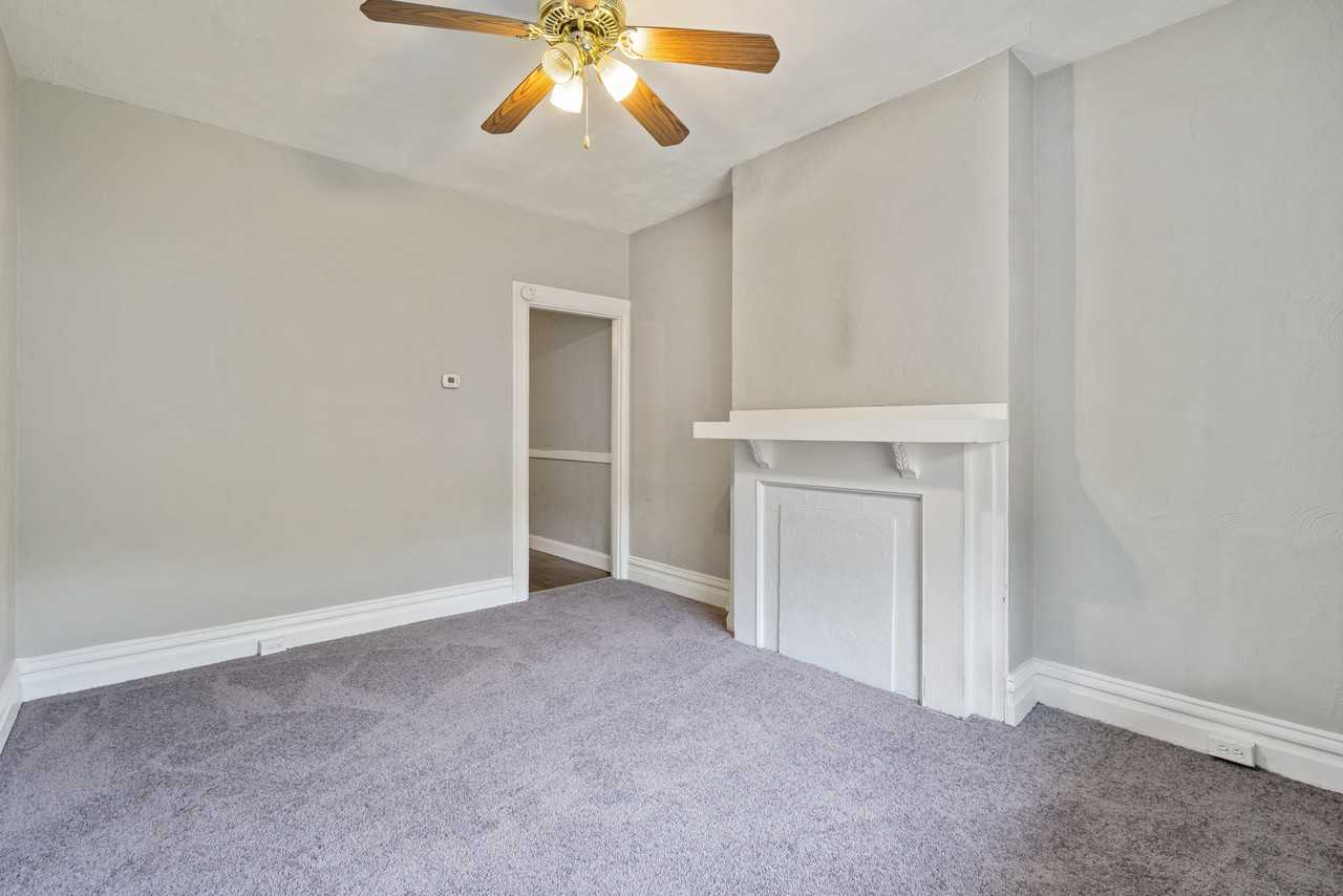 3720 Baytree St - Photo 4 of 17