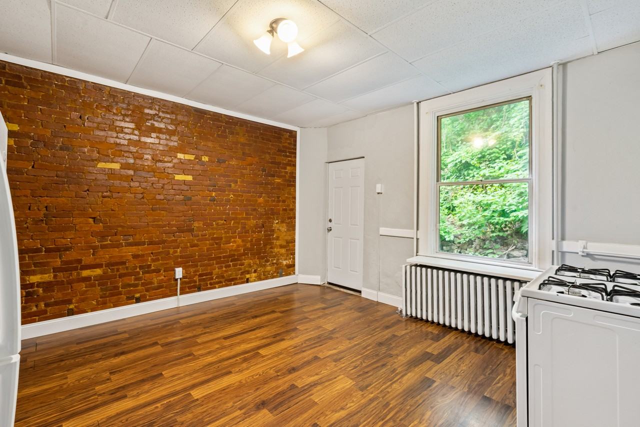 3720 Baytree St - Photo 5 of 17