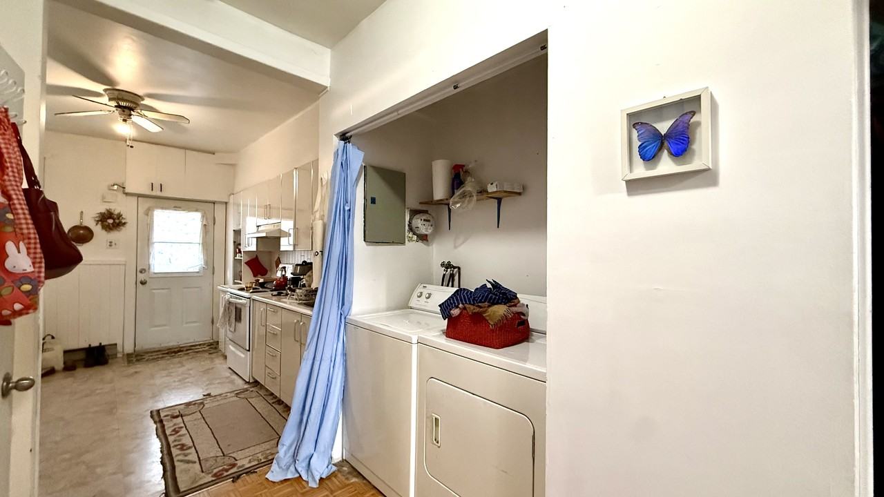 2512 Rue Coursol - Photo 3 of 16
